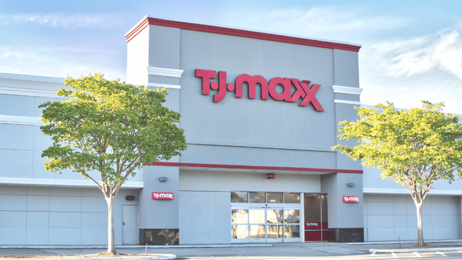 16 Best Discount Stores To Save You A Boatload Of Money