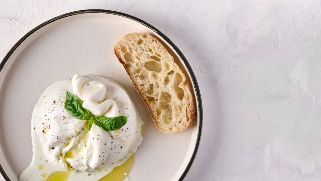 Burrata mozzarella and bread