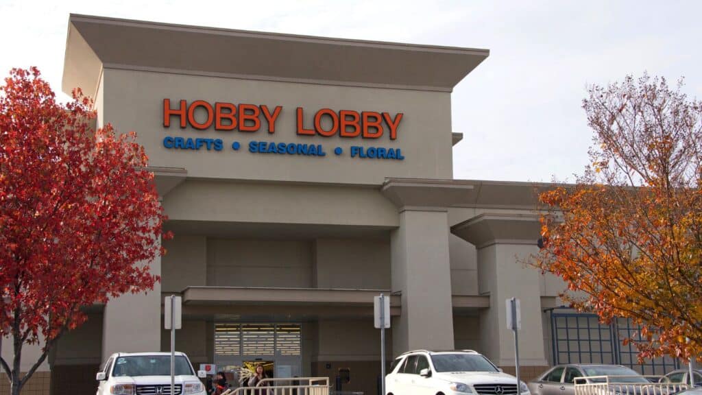 Front of Hobby Lobby store and parking lot